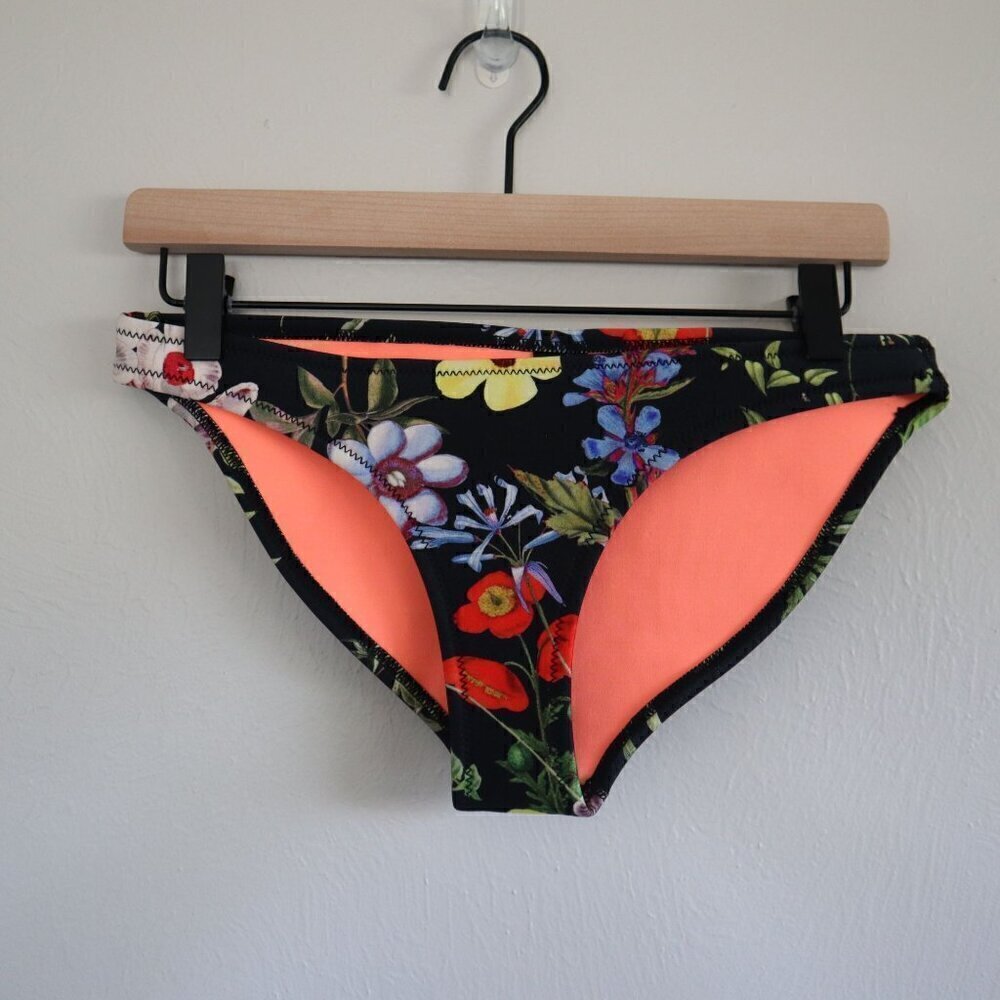 NWT Triangl Black Floral Bikini Bottoms Size Medium